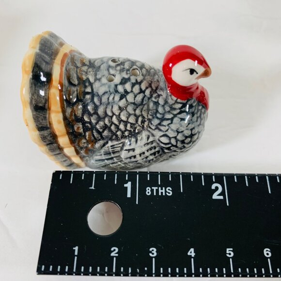 Thanksgiving Turkey Mini Salt Pepper Shakers Ceramic 2" Autumn Harvest Fall Deco - Picture 8 of 9